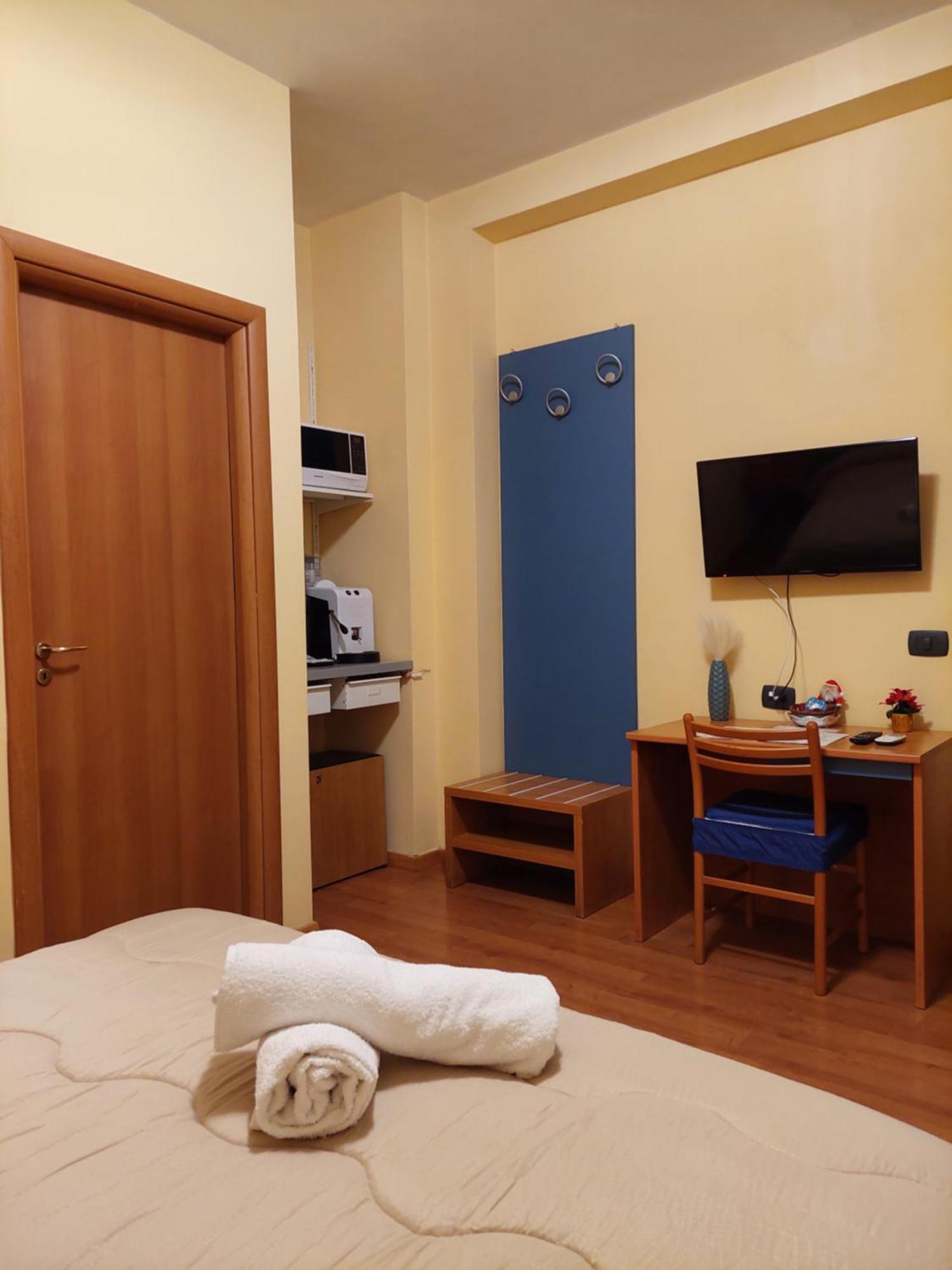 Domus Cesare Apartment Naples Room photo